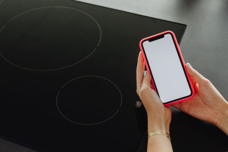 Myth: Smart Ovens Are Too Complicated; Real User Reviews of Easy Kitchen Tech - kitchentechinsider