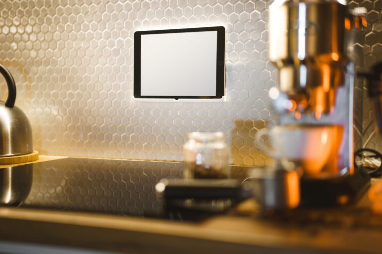 Smart Kitchen Appliances 2025: Must-Have Gadgets for the Modern Home - KitchenTechInsider